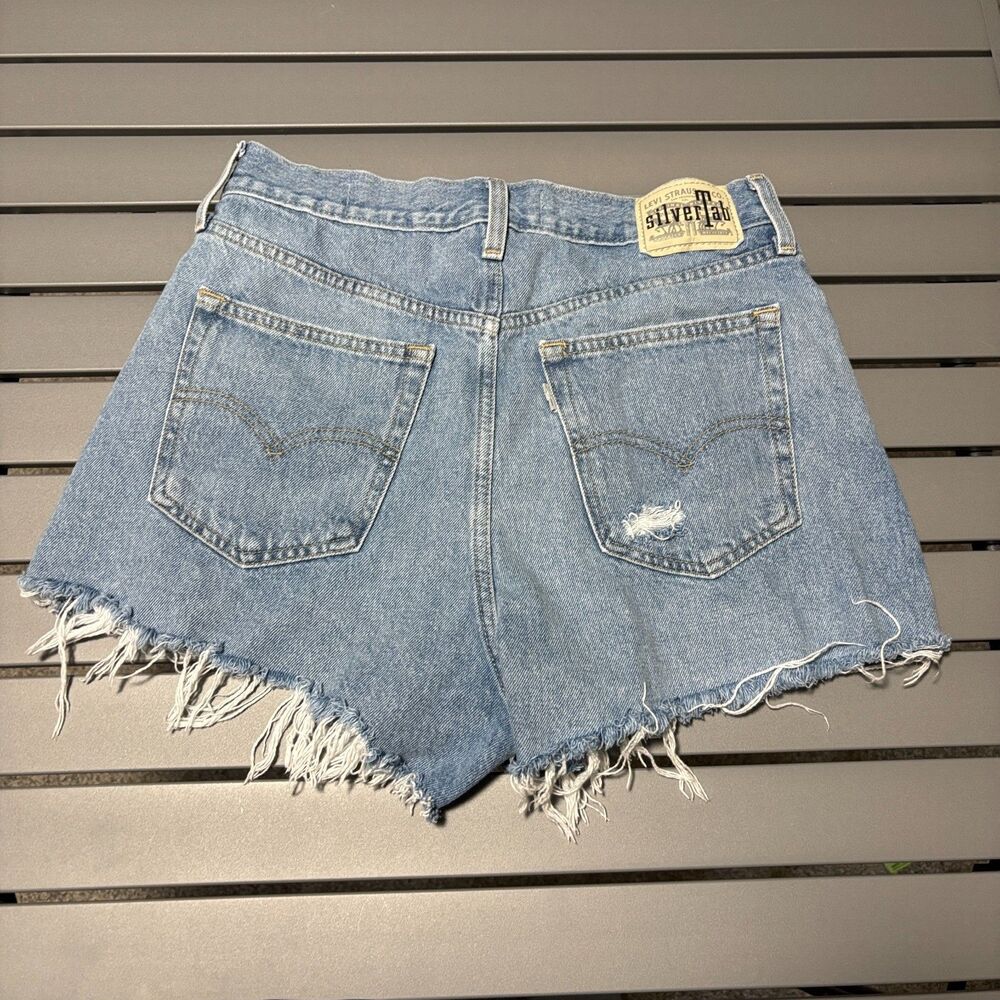 Levi's Silver Tab Jean shorts Womens Size 29 Cut Off Summer - Picture 6 of 10